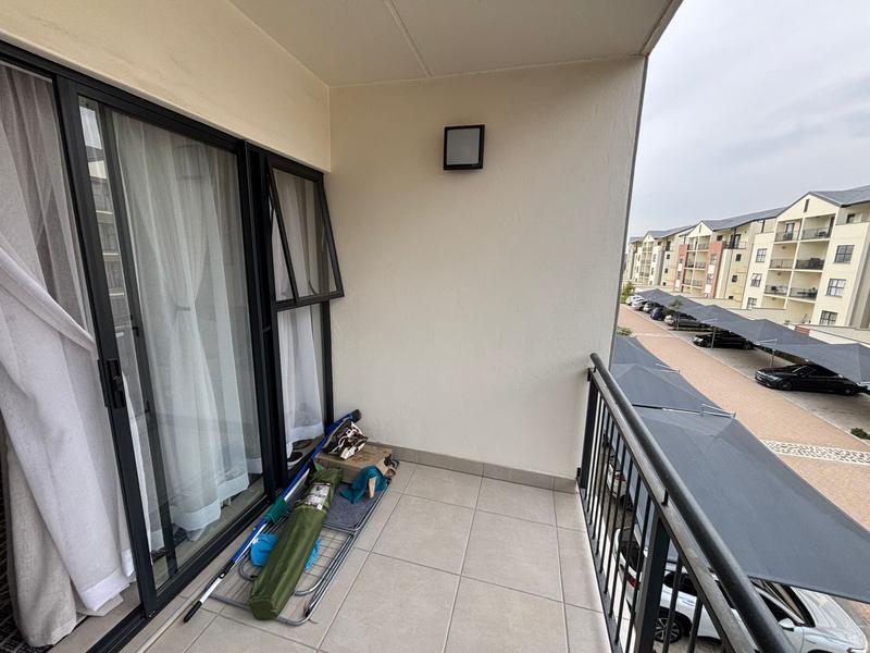 To Let 1 Bedroom Property for Rent in Richwood Western Cape